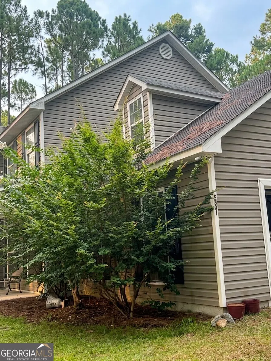 5391 Futch RD Hahira, GA 31632