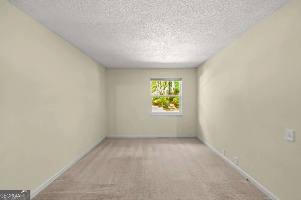 14 Dunwoody Springs DR Sandy Springs, GA 30328