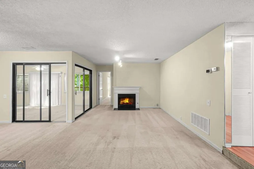 14 Dunwoody Springs DR Sandy Springs, GA 30328