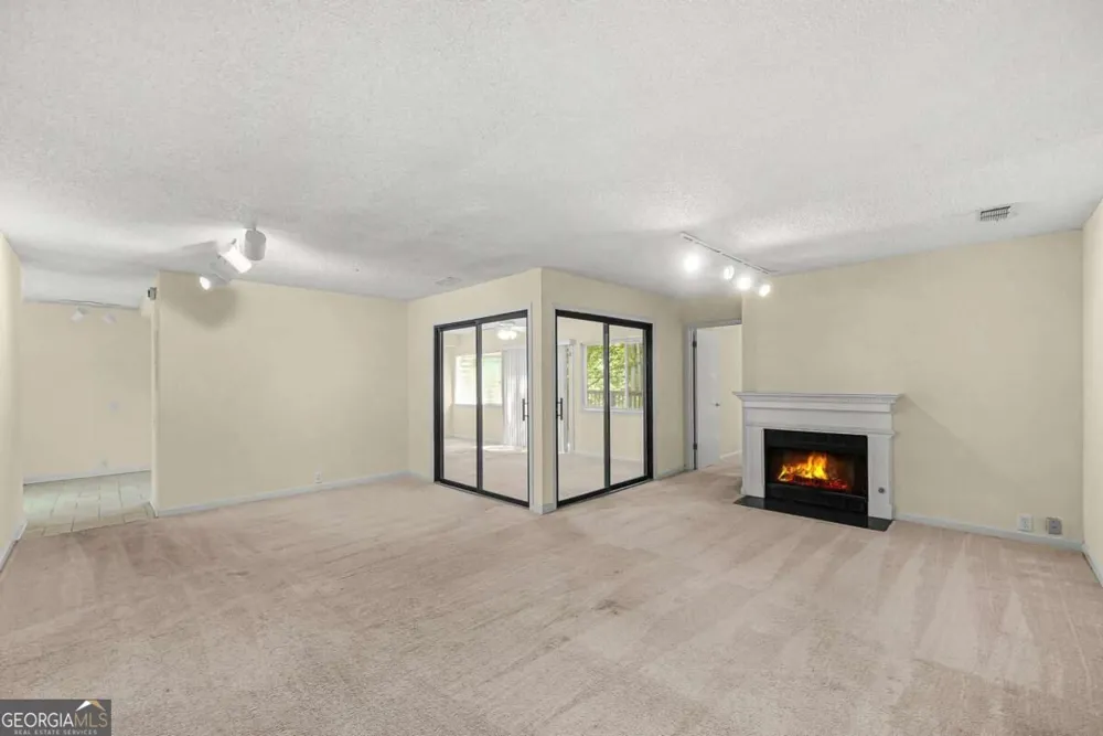 14 Dunwoody Springs DR Sandy Springs, GA 30328
