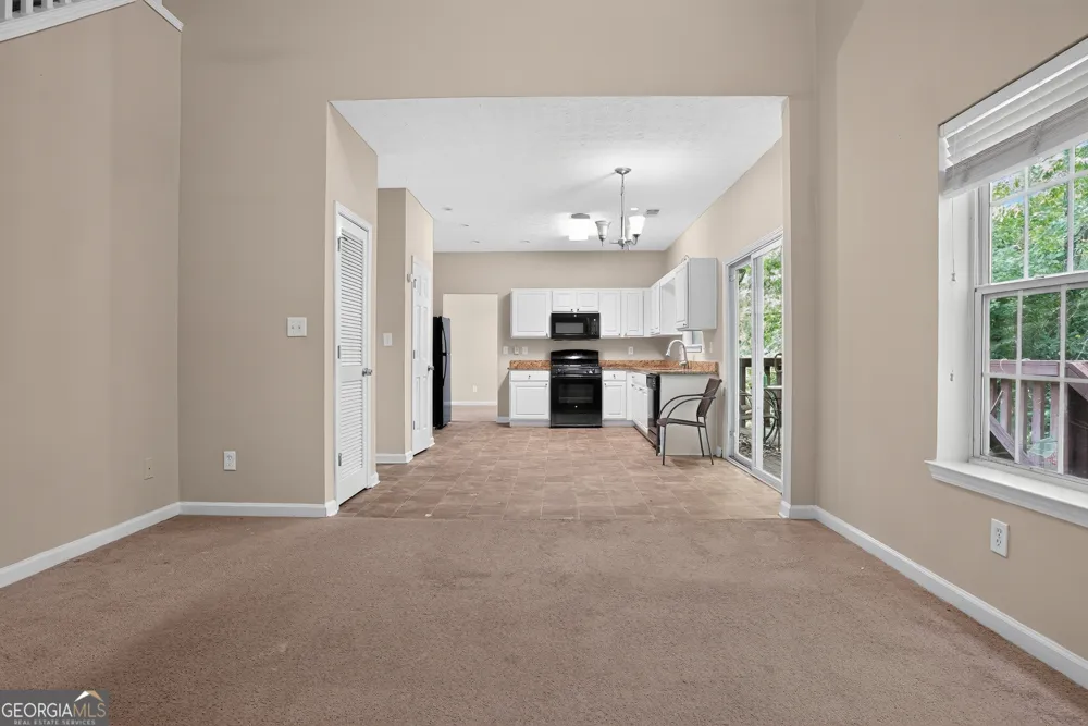6065 Shadow Lake VW Lithonia, GA 30058