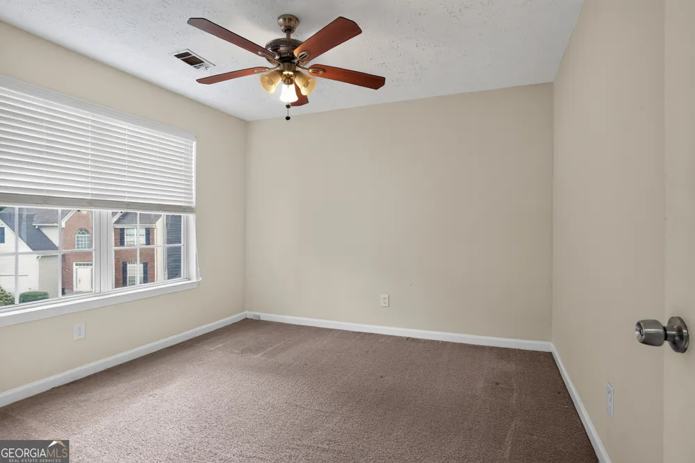 6065 Shadow Lake VW Lithonia, GA 30058