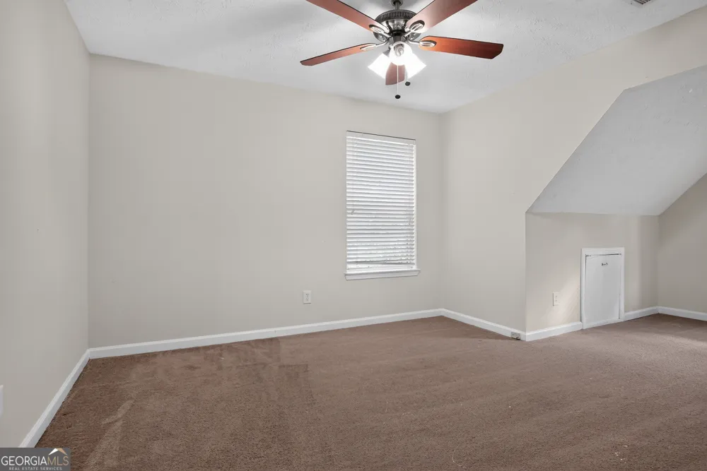 6065 Shadow Lake VW Lithonia, GA 30058