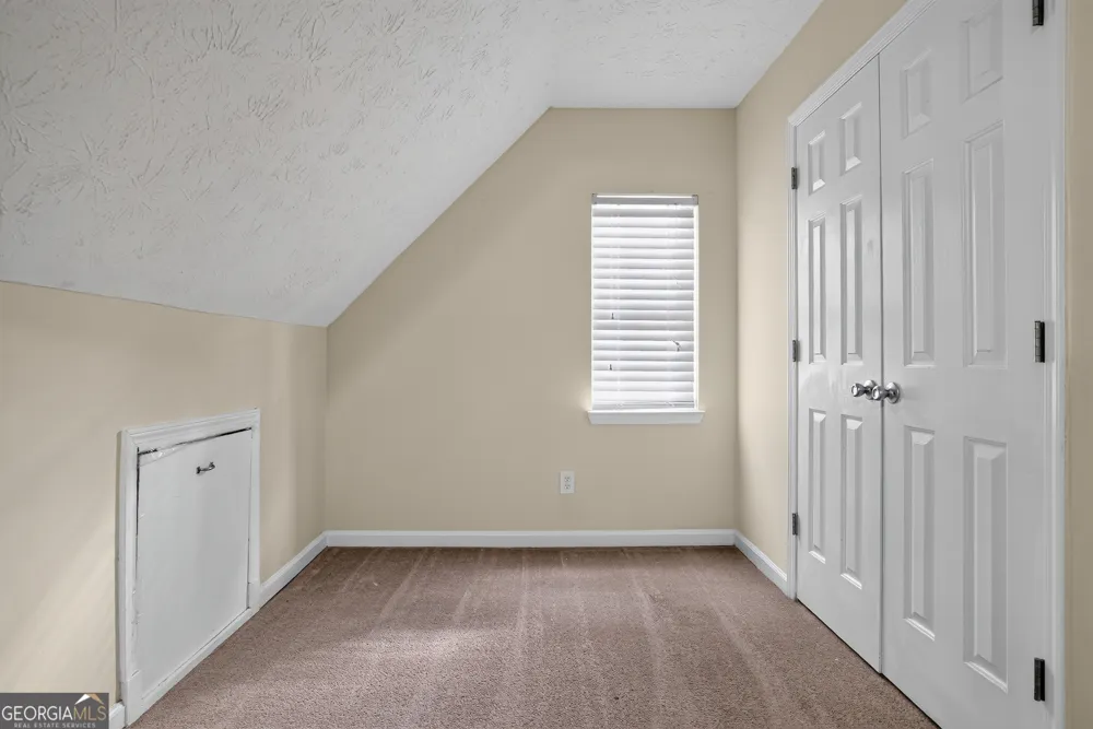 6065 Shadow Lake VW Lithonia, GA 30058