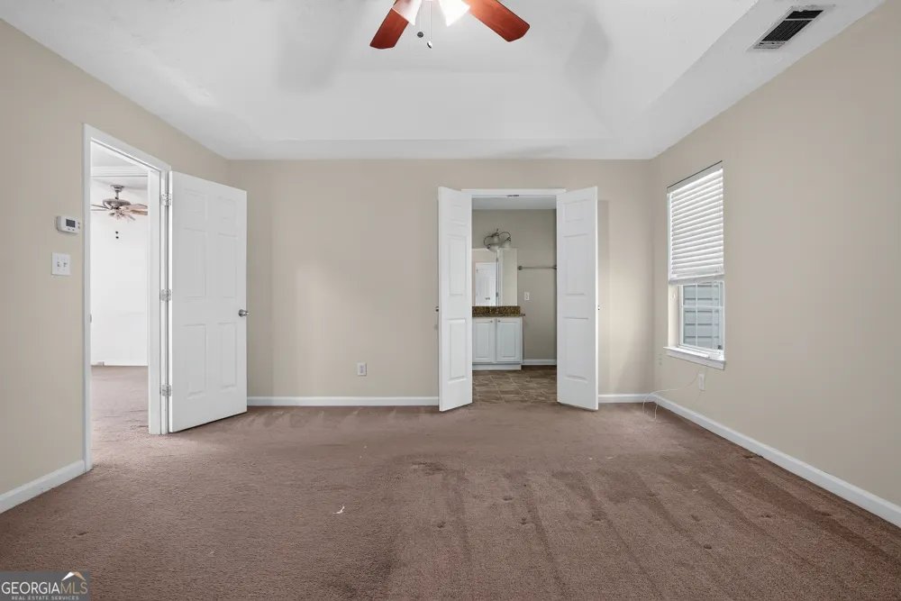 6065 Shadow Lake VW Lithonia, GA 30058