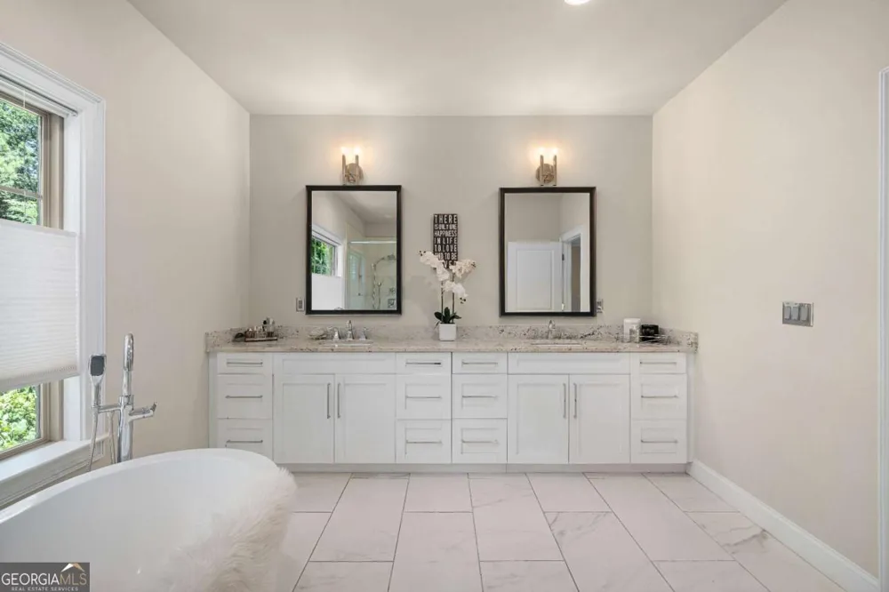 2601 Stoland DR NE Brookhaven, GA 30319