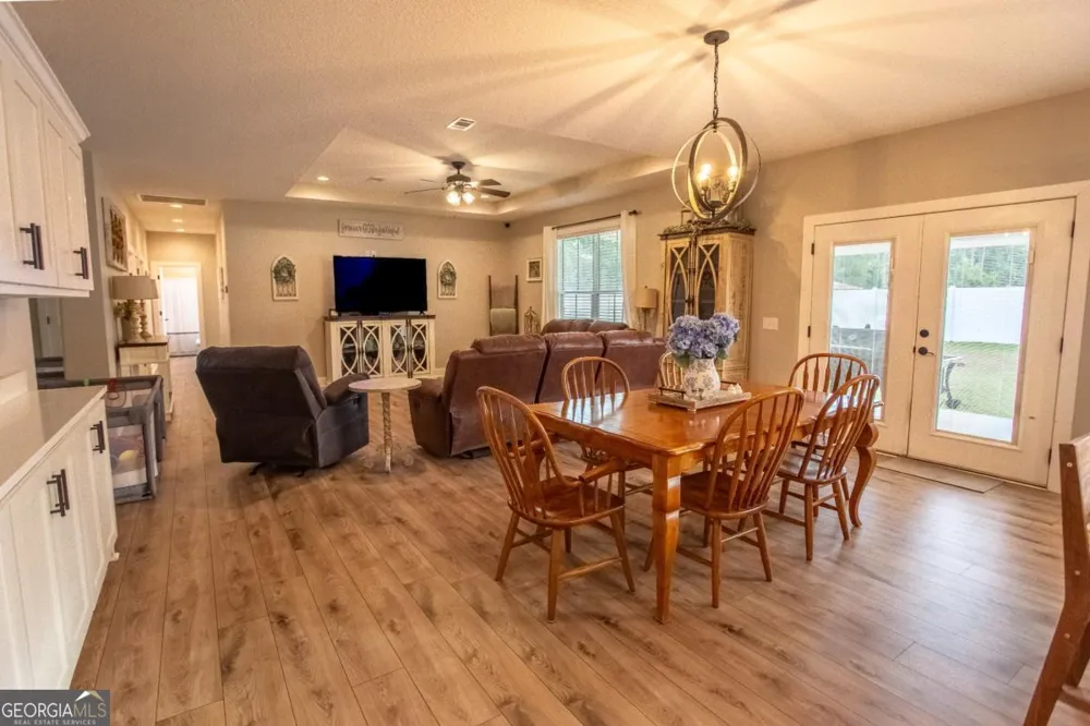 486 Old Blackshear RD Baxley, GA 31513
