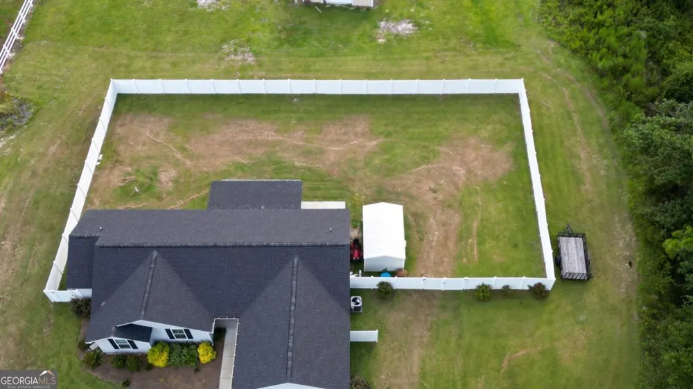 486 Old Blackshear RD Baxley, GA 31513