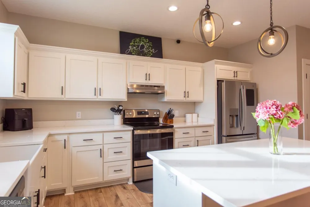 486 Old Blackshear RD Baxley, GA 31513