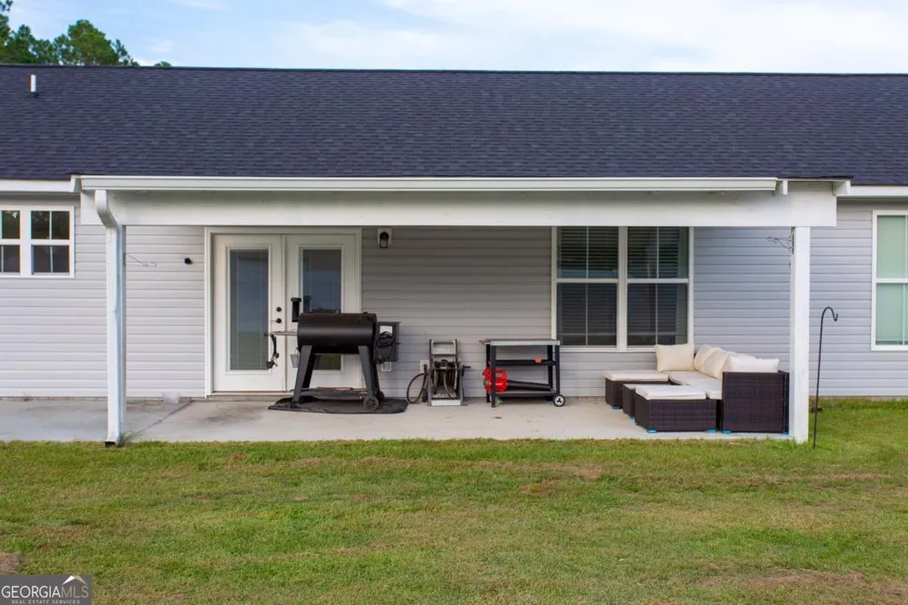 486 Old Blackshear RD Baxley, GA 31513