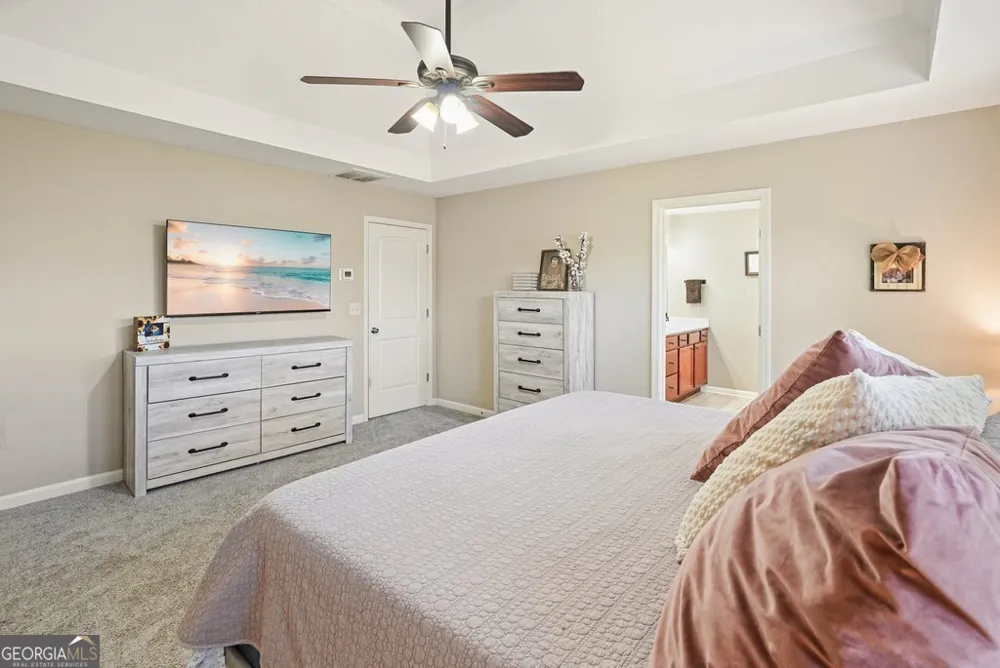 653 Royal Crest CT Canton, GA 30115