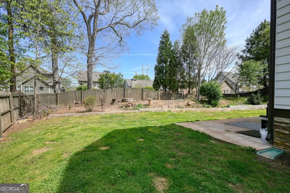653 Royal Crest CT Canton, GA 30115