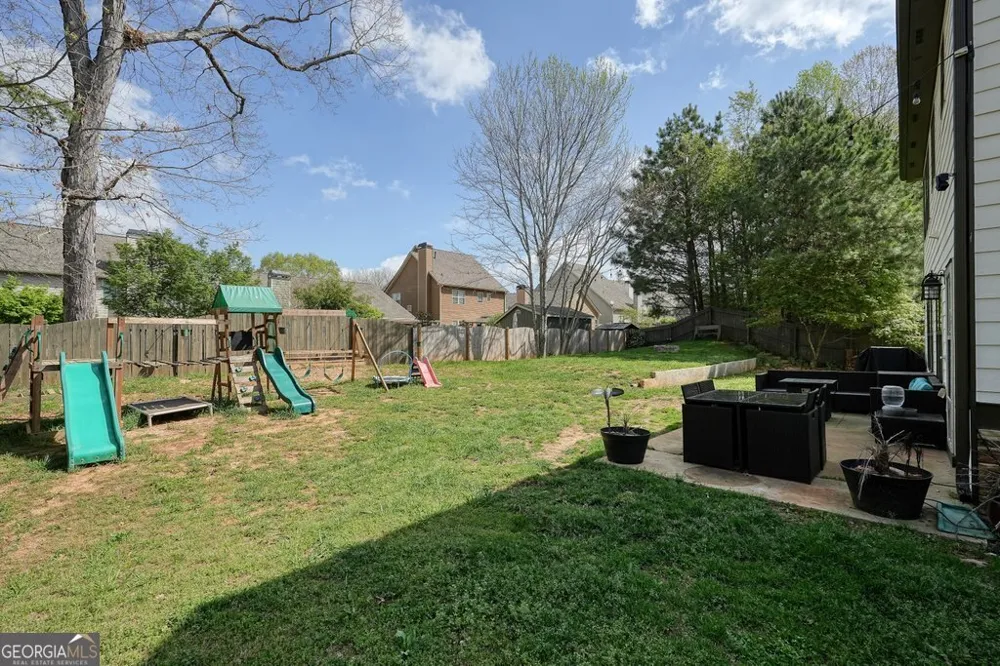 653 Royal Crest CT Canton, GA 30115