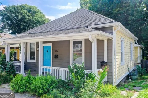 592 Martin ST SE