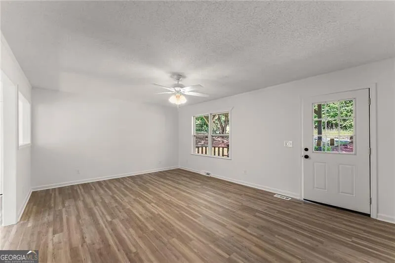 31 S Wind DR Dahlonega, GA 30533