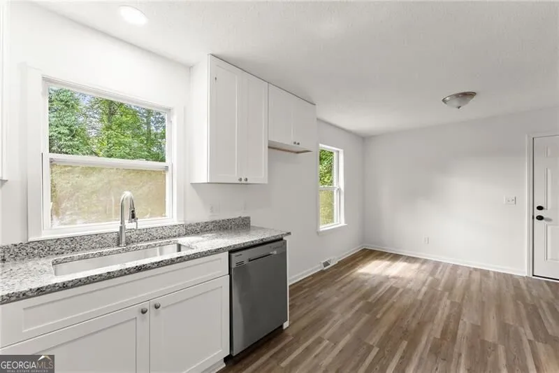 31 S Wind DR Dahlonega, GA 30533