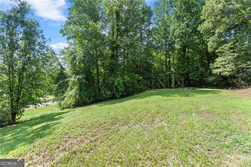 31 S Wind DR Dahlonega, GA 30533