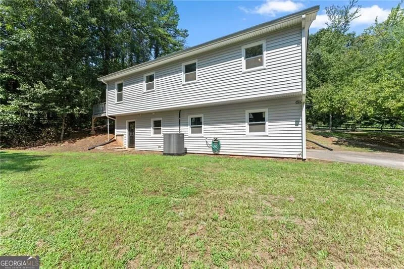 31 S Wind DR Dahlonega, GA 30533