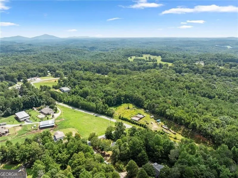 31 S Wind DR Dahlonega, GA 30533