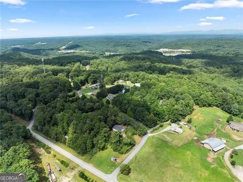 31 S Wind DR Dahlonega, GA 30533