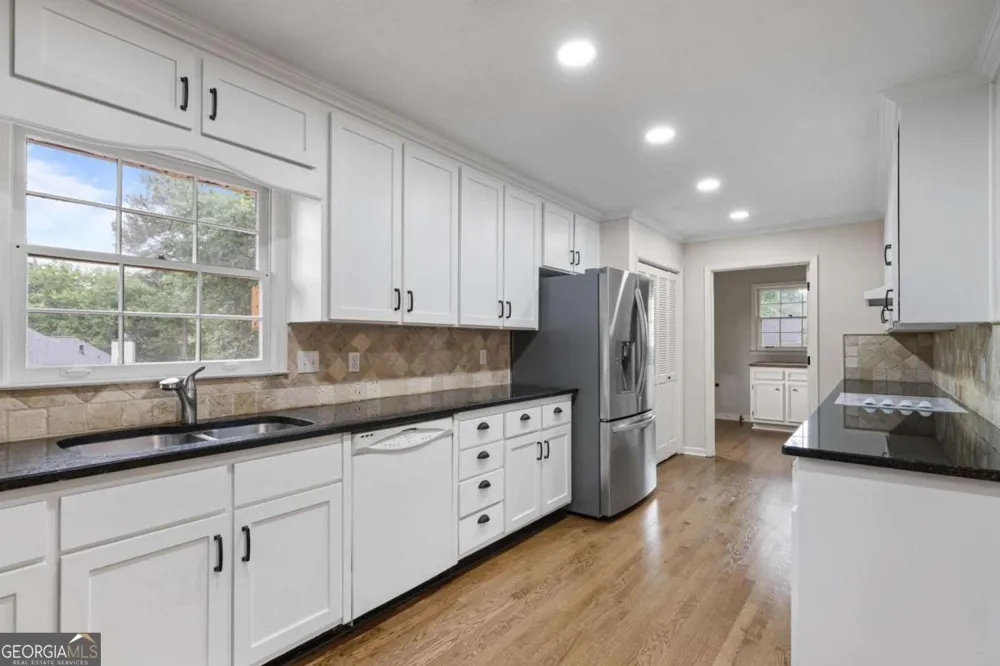 3995 Manson AVE SE Smyrna, GA 30082