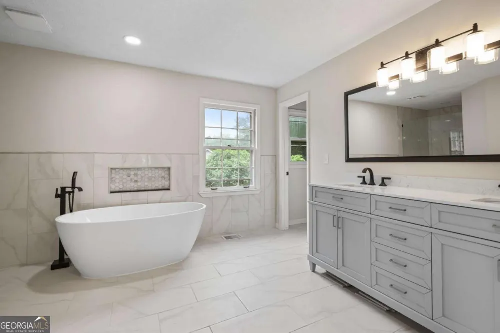 3995 Manson AVE SE Smyrna, GA 30082
