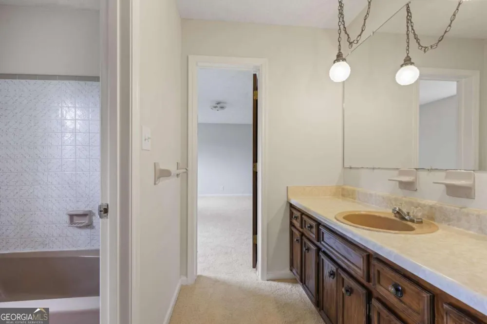 3995 Manson AVE SE Smyrna, GA 30082