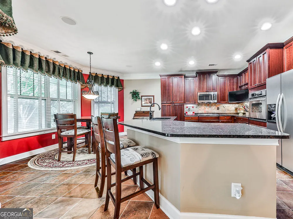 616 Laurel XING Canton, GA 30114