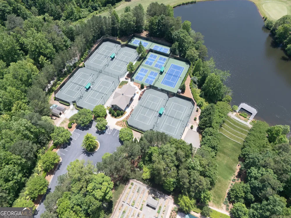 616 Laurel XING Canton, GA 30114