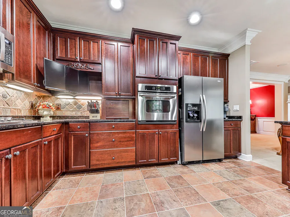 616 Laurel XING Canton, GA 30114