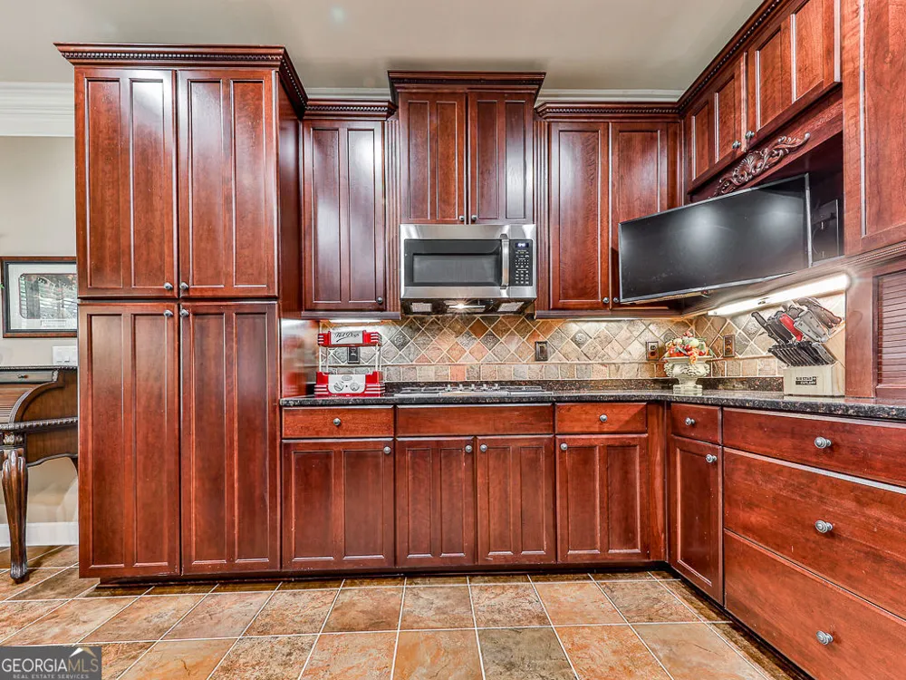 616 Laurel XING Canton, GA 30114