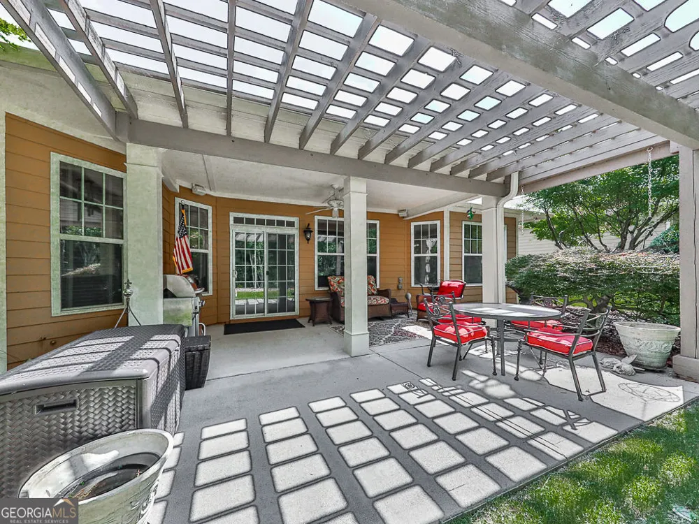616 Laurel XING Canton, GA 30114