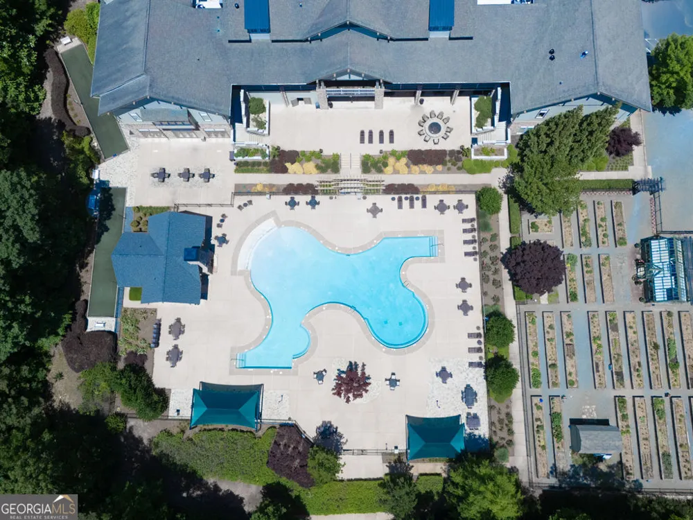 616 Laurel XING Canton, GA 30114