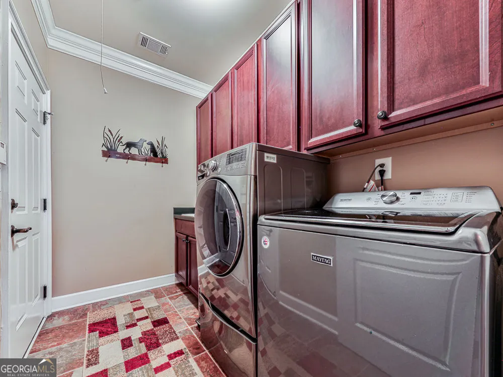 616 Laurel XING Canton, GA 30114