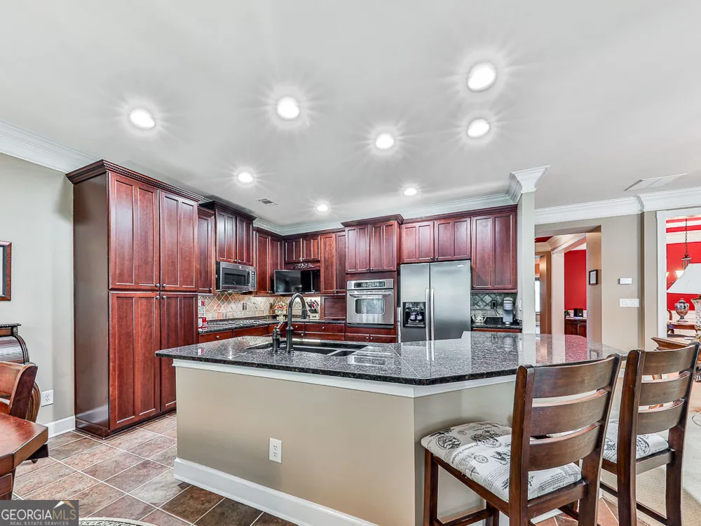 616 Laurel XING Canton, GA 30114