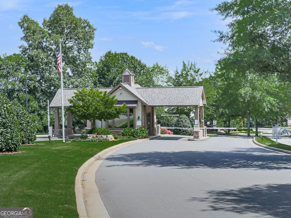 616 Laurel XING Canton, GA 30114