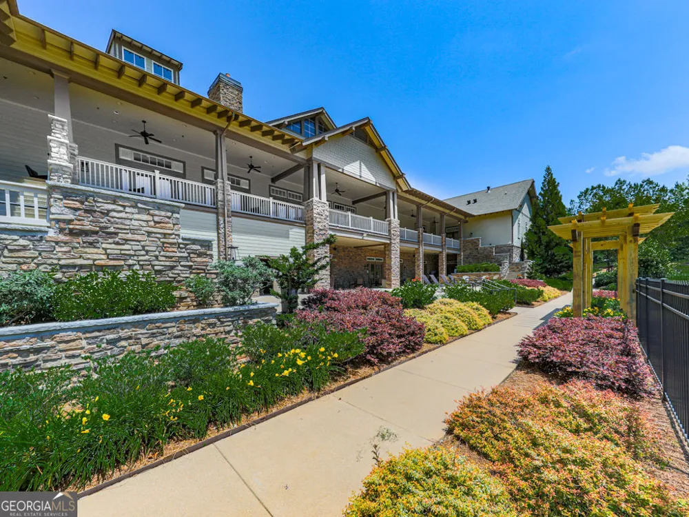 616 Laurel XING Canton, GA 30114