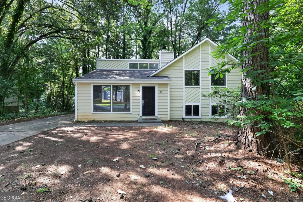 5105 Stone TRCE Stone Mountain, GA 30083