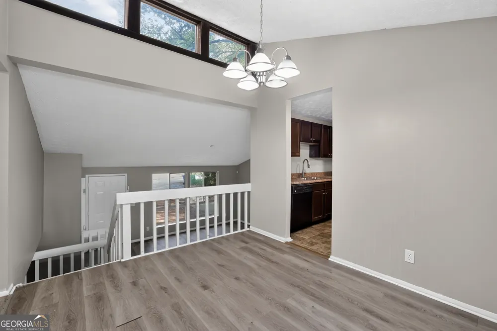5105 Stone TRCE Stone Mountain, GA 30083