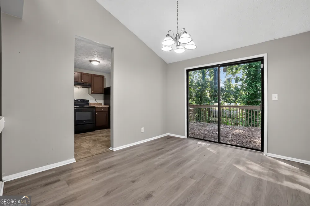5105 Stone TRCE Stone Mountain, GA 30083
