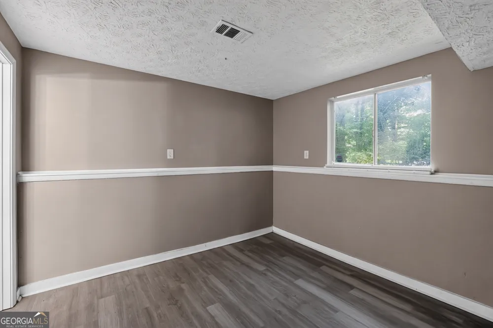 5105 Stone TRCE Stone Mountain, GA 30083