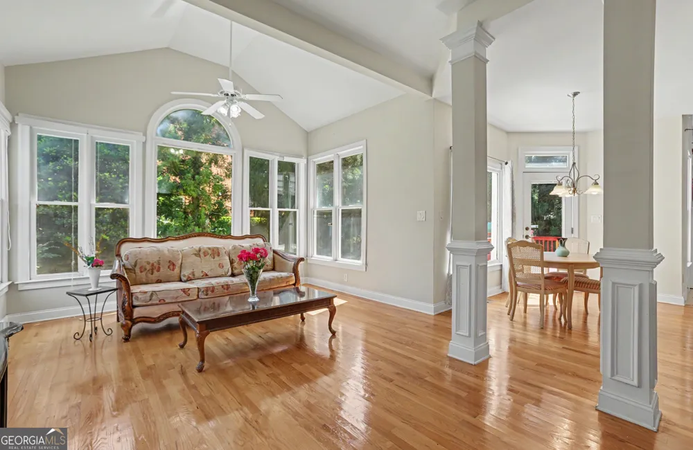 2123 Floral Ridge DR Dacula, GA 30019