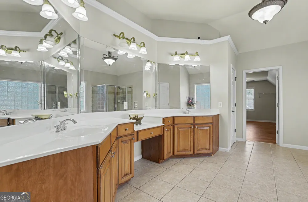 2123 Floral Ridge DR Dacula, GA 30019