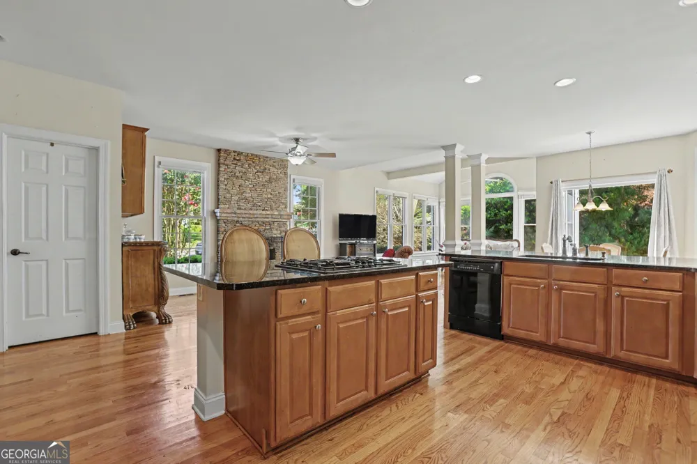 2123 Floral Ridge DR Dacula, GA 30019