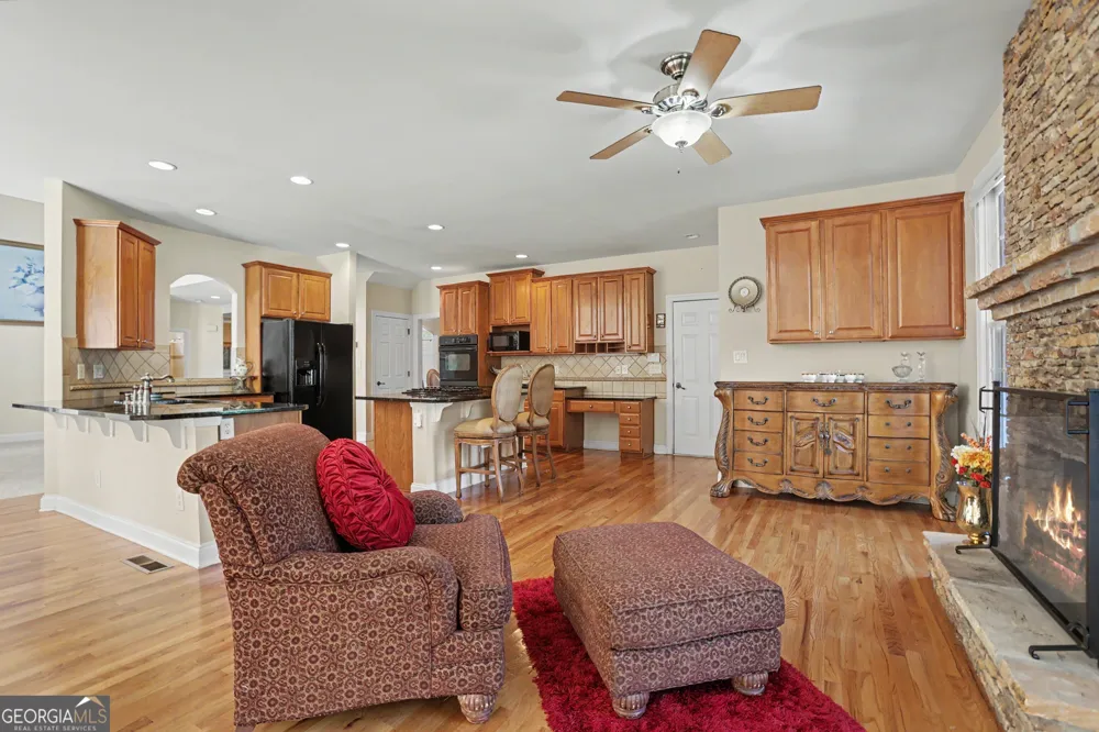 2123 Floral Ridge DR Dacula, GA 30019