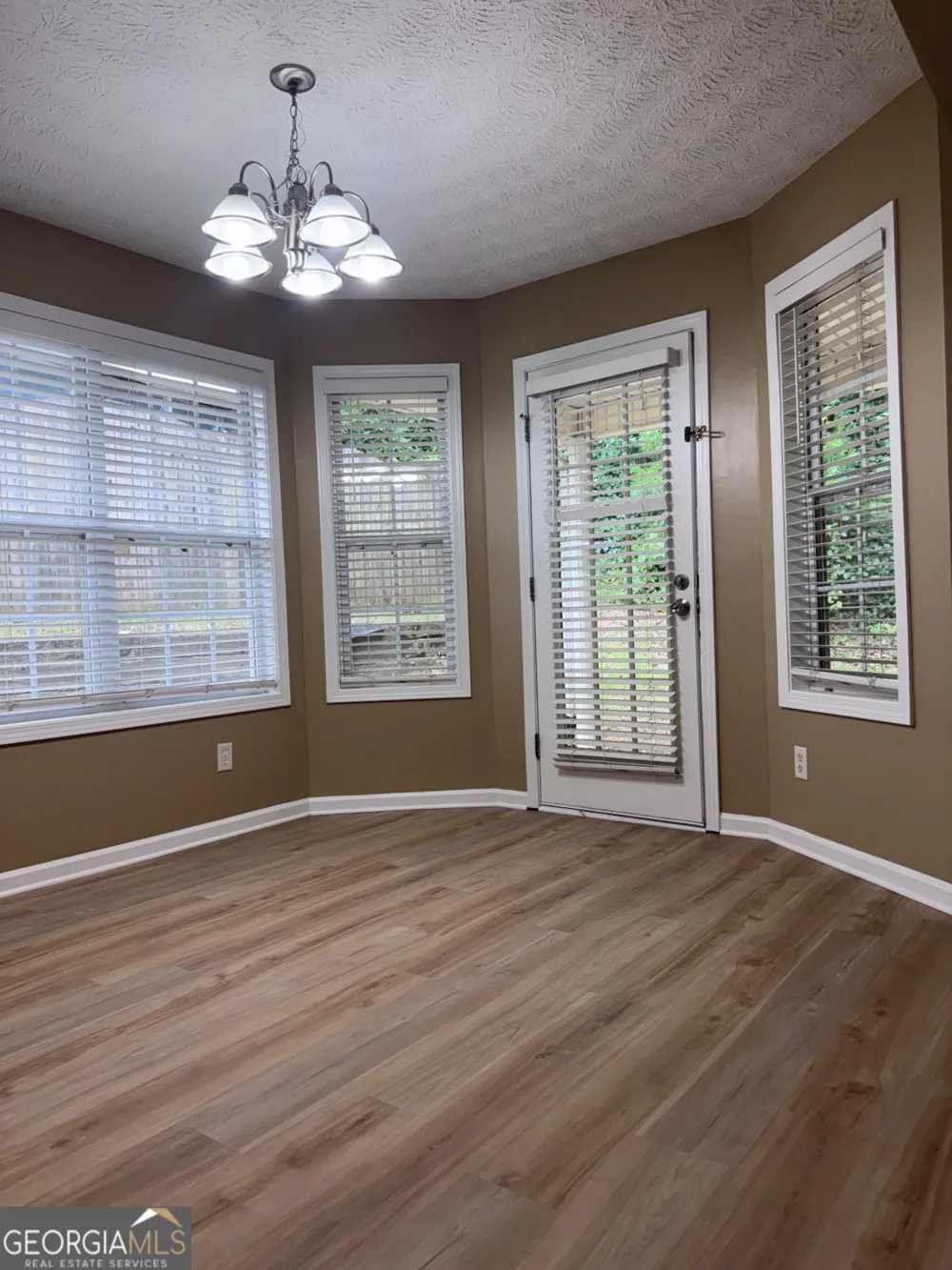223 Christopher DR Hiram, GA 30141