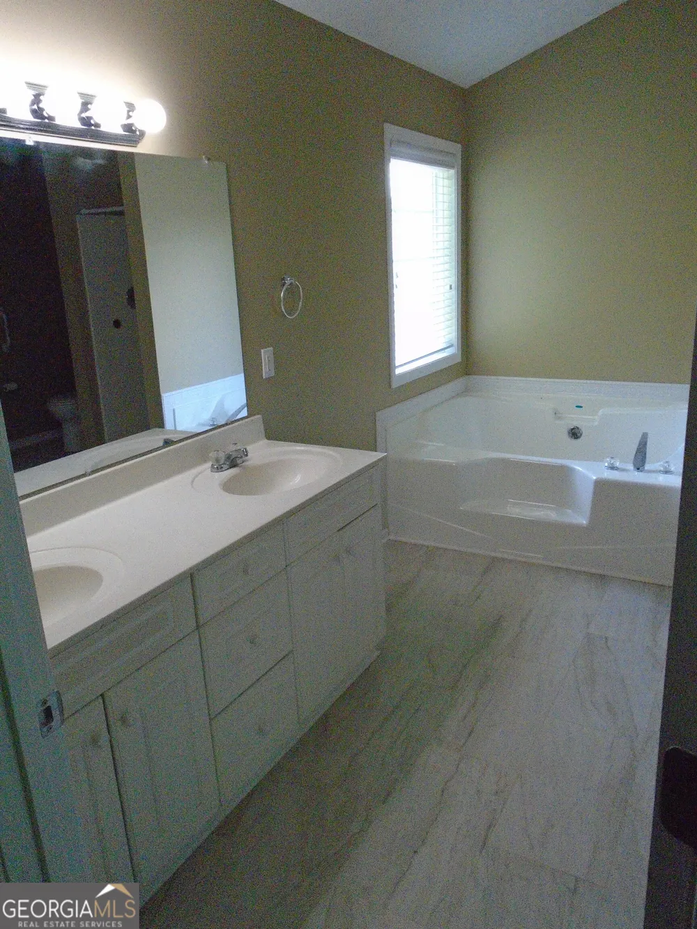 223 Christopher DR Hiram, GA 30141