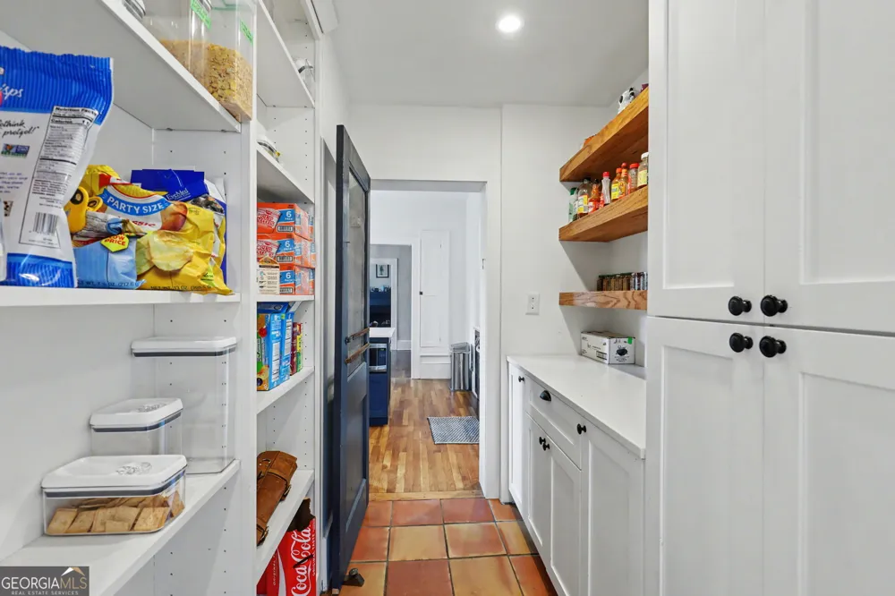 33 Maple ST Clayton, GA 30525