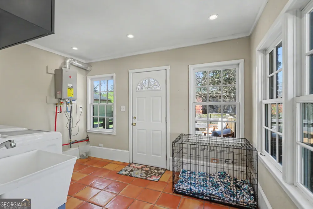 33 Maple ST Clayton, GA 30525