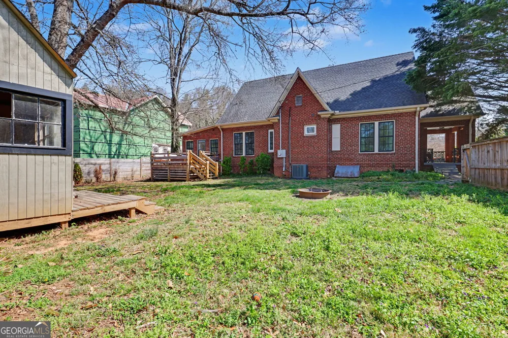 33 Maple ST Clayton, GA 30525